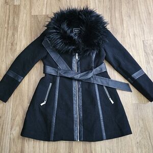 Guess Women's Black Belted Faux Fur Trim Trench Coat, Size Large